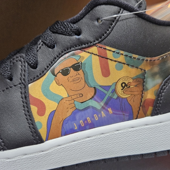 🧨Air Jordan 1 Low GS 'Hologram' Black with Holographic Detail - Picture 7 of 9